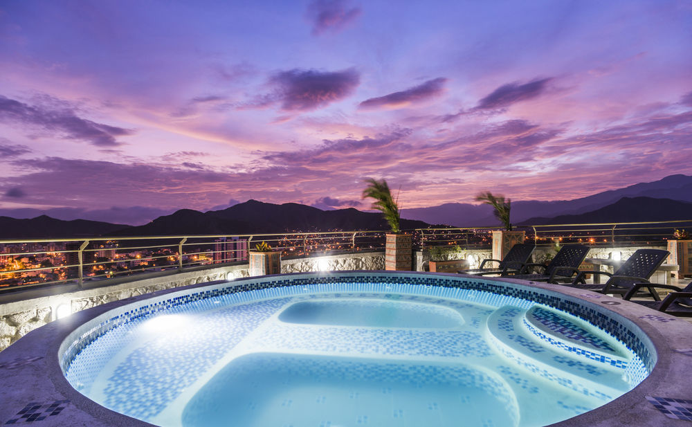 Terrazas Tayrona Travelers Apartamentos Y Suites Hotel