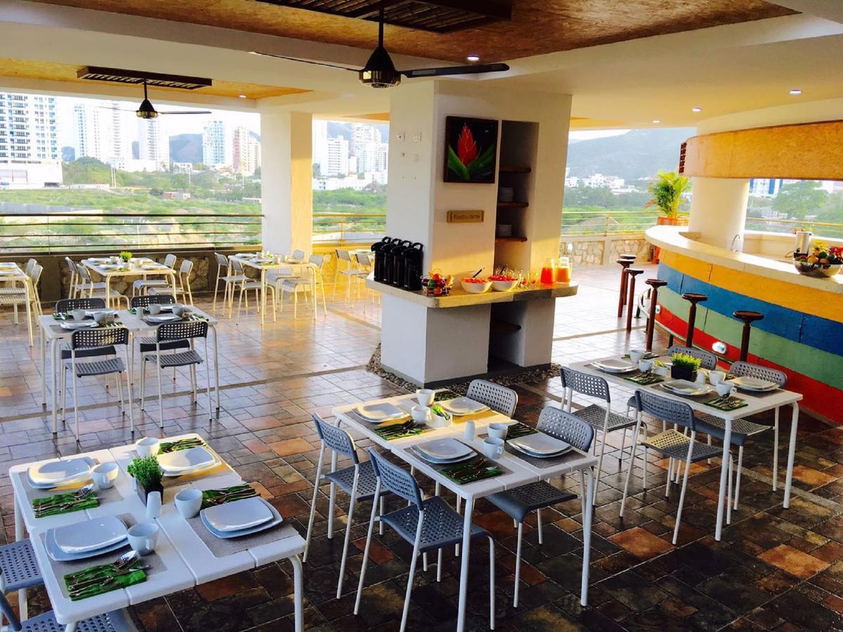 Terrazas Tayrona Travelers Apartamentos Y Suites Hotel